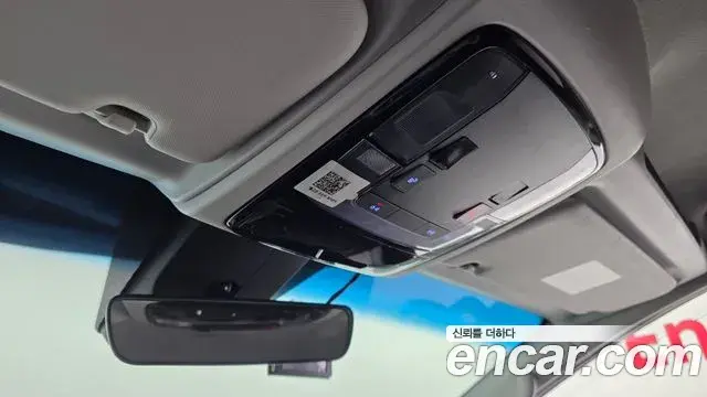 Hyundai Staria 2022 — Фото 17/20