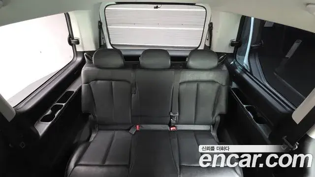 Hyundai Staria 2022 — Фото 19/20
