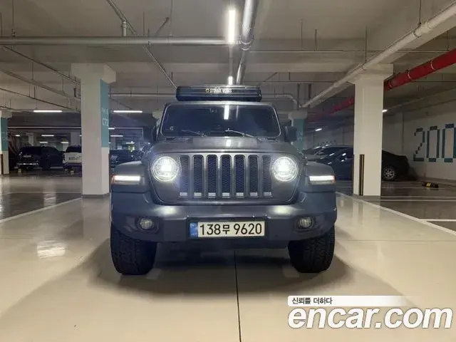 Jeep Wrangler 2018 — Фото 2/15