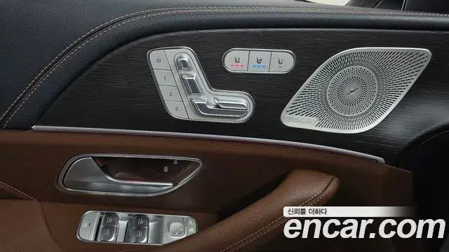 Mercedes-Benz GLE-Class 2024 — ფოტო 16/36