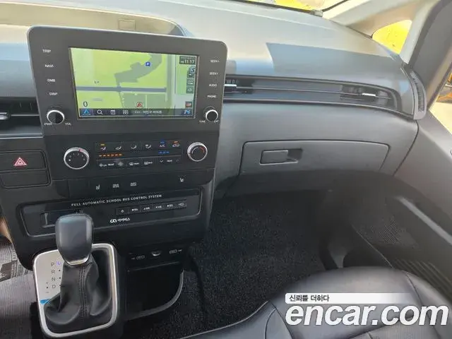 Hyundai Staria 2022 — Фото 8/20