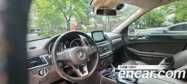 Mercedes-Benz GLS-Class 2019 — Photo 5/12