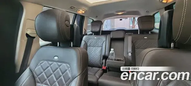 Mercedes-Benz GLS-Class 2019 — Photo 11/12