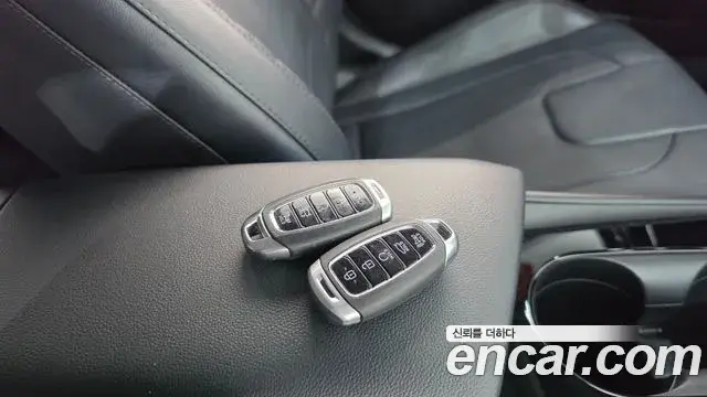 Hyundai Avante 2021 — Фото 15/20