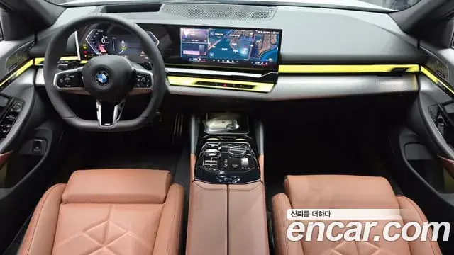 BMW 5 Series 2025 — Фото 10/20