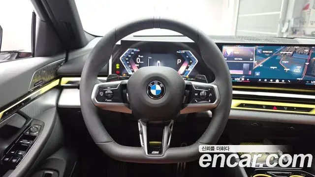 BMW 5 Series 2025 — Фото 13/20