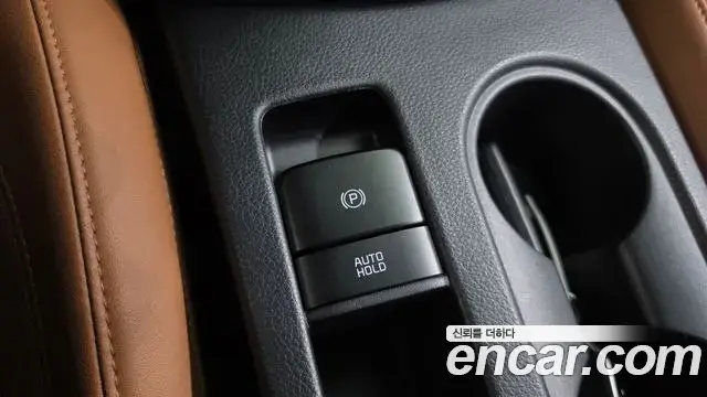 Kia Seltos 2024 — ფოტო 25/34