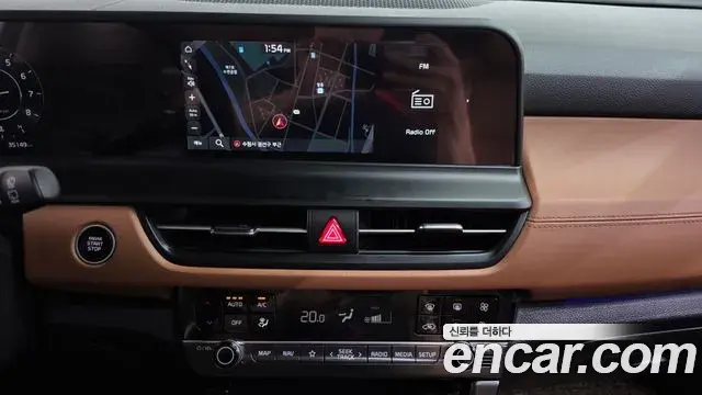 Kia Seltos 2024 — ფოტო 27/34