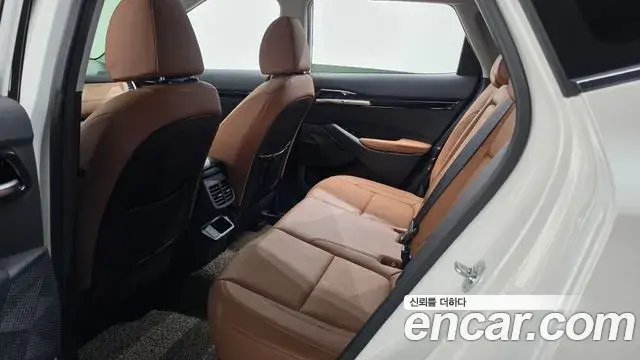 Kia Seltos 2024 — ფოტო 32/34