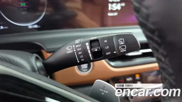 Kia Seltos 2024 — ფოტო 8/34