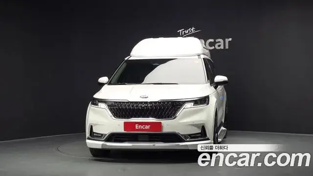 Kia Carnival 2021 — Фото 2/20