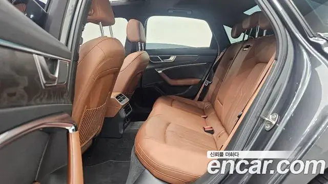 Audi A6 2020 — Фото 12/20