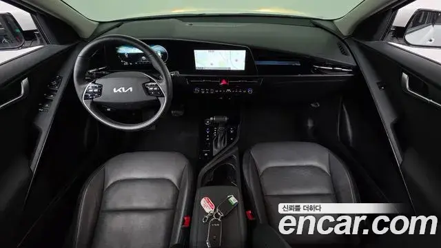 Kia Niro 2022 — Photo 15/35