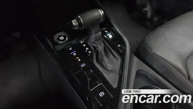 Kia Niro 2022 — Photo 27/35