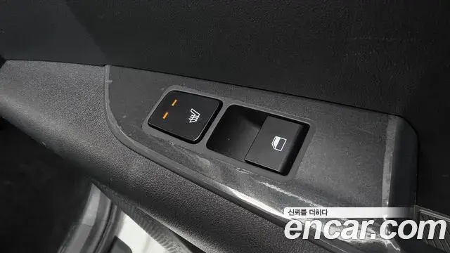 Kia Niro 2022 — Photo 29/35