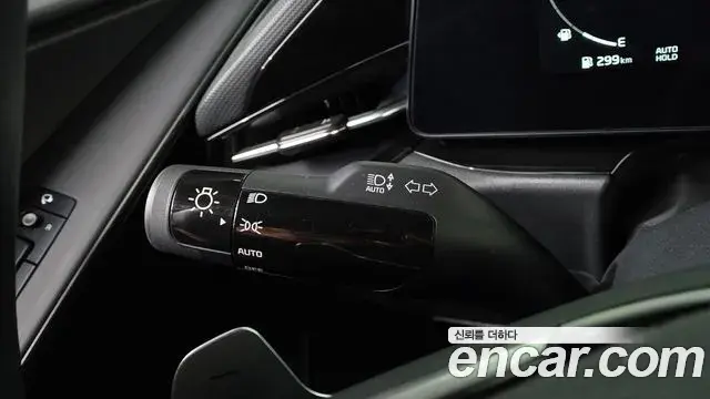 Kia Niro 2022 — Photo 8/35