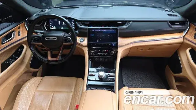 Jeep Grand Cherokee 2023 — Фото 7/20