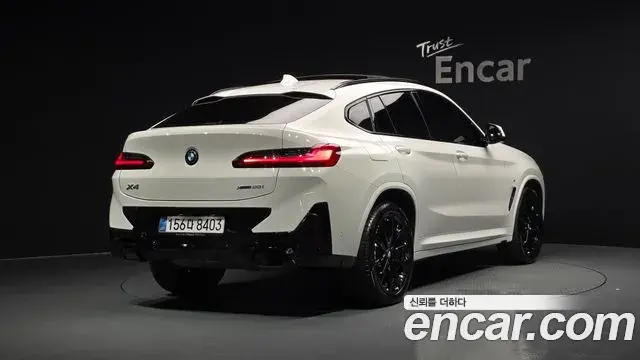 BMW X4 2025 — Фото 2/20