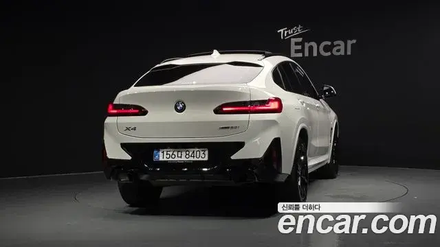 BMW X4 2025 — Фото 4/20