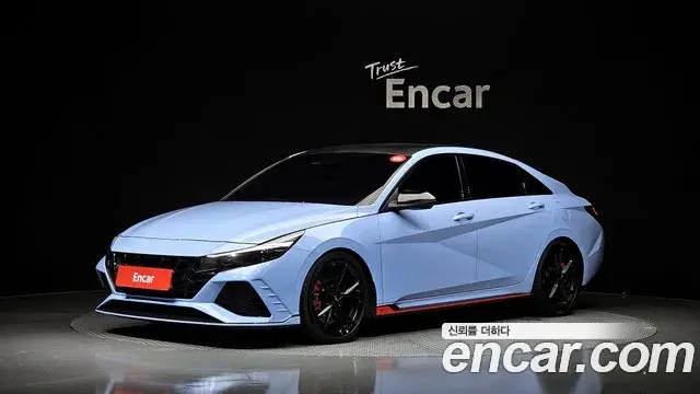 Hyundai Avante 2022 — Фото 1/20