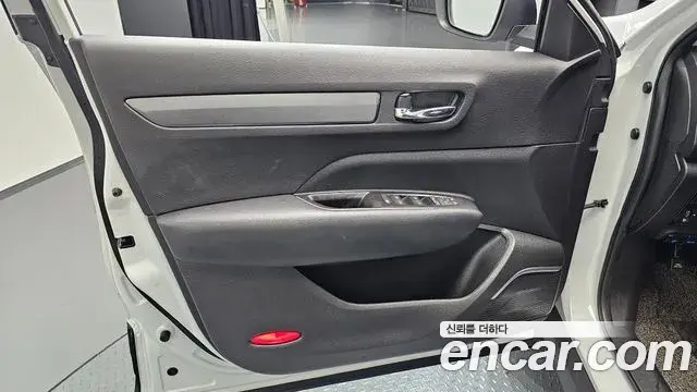 Renault Samsung QM6 2021 — ფოტო 13/32