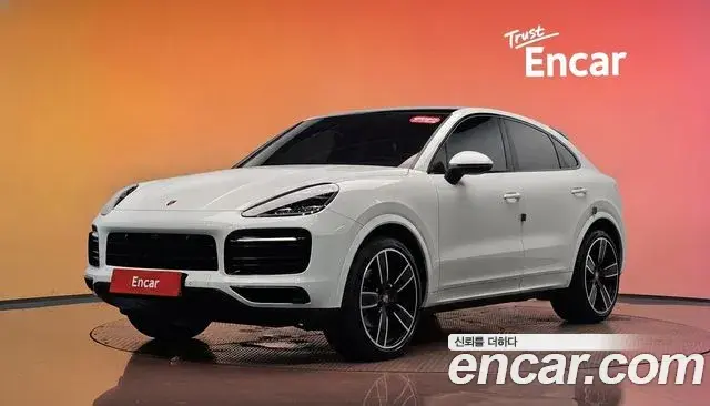 Porsche Cayenne 2023 — Фото 1/20