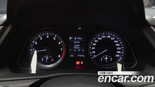 Hyundai Sonata 2020 — Фото 8/20