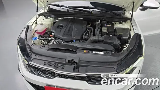 Kia K5 2021 — Photo 16/30