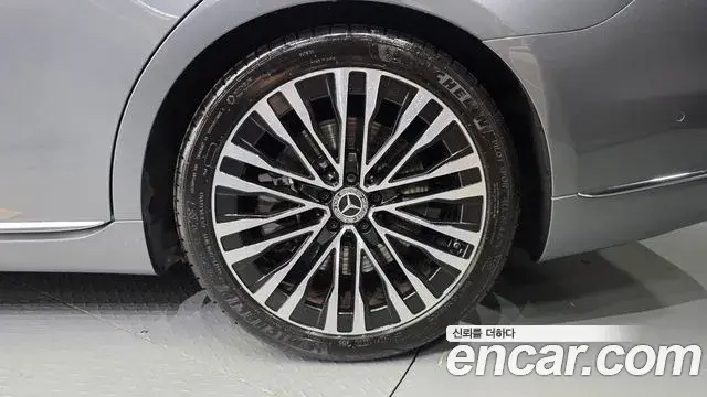 Mercedes-Benz S-Class 2021 — Şəkil 27/40