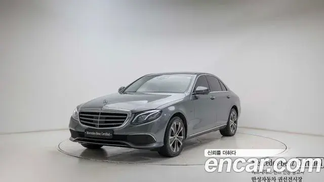 Mercedes-Benz E-Class 2020 — Фото 9/20