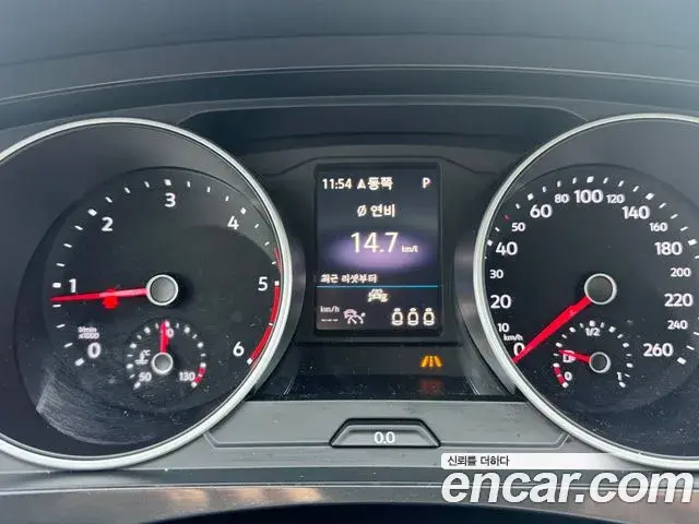 Volkswagen Tiguan 2020 — Şəkil 12/19