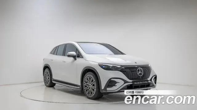 Mercedes-Benz EQE SUV 2024 — Photo 15/20