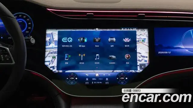 Mercedes-Benz EQE SUV 2024 — Photo 7/20