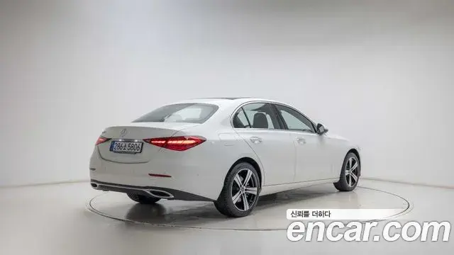 Mercedes-Benz C-Class 2026 — Фото 3/20