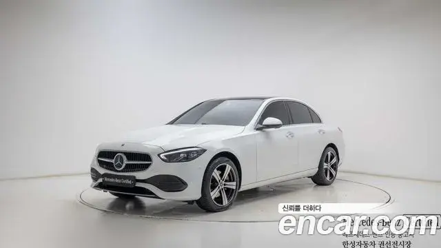 Mercedes-Benz C-Class 2026 — Фото 9/20