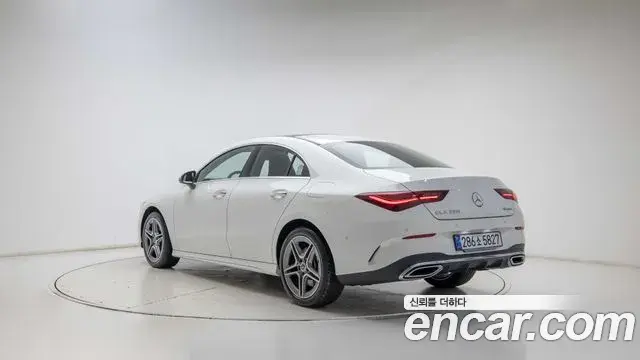 Mercedes-Benz CLA-Class 2026 — Фото 2/20