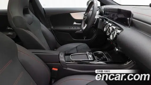 Mercedes-Benz CLA-Class 2026 — Фото 10/20