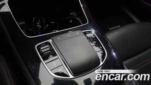 Mercedes-Benz E-Class 2021 — Фото 18/20