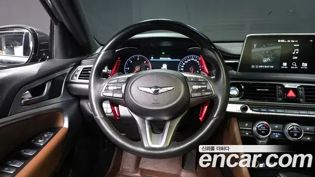 Genesis G70 2019 — Photo 4/32