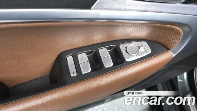 Genesis G70 2019 — Photo 26/32