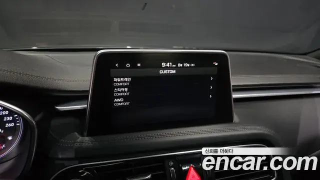 Genesis G70 2019 — Photo 25/32