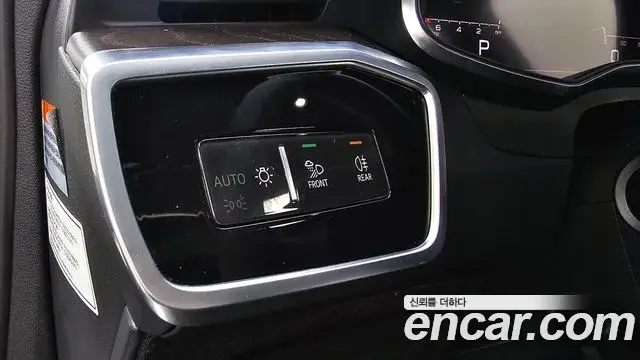 Audi A6 2021 — Фото 19/20