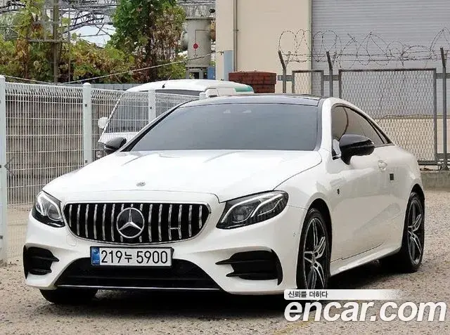 Mercedes-Benz E-Class 2019 — ფოტო 3/3