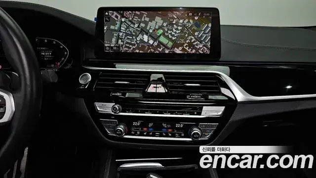 BMW 5 Series 2022 — Фото 14/20