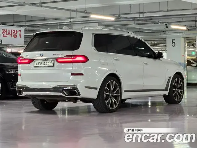 BMW X7 2019 — Фото 3/20
