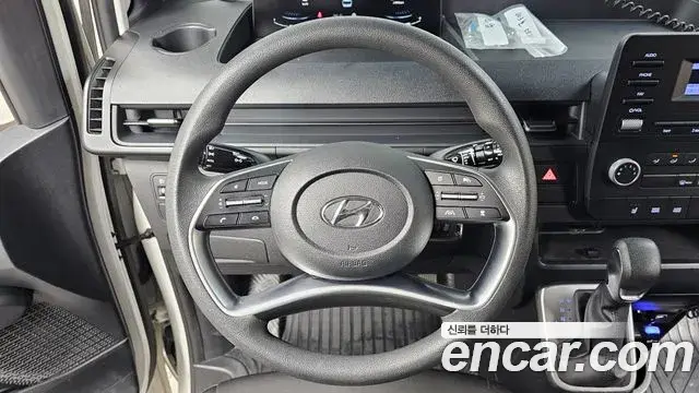 Hyundai Staria 2022 — Şəkil 23/32