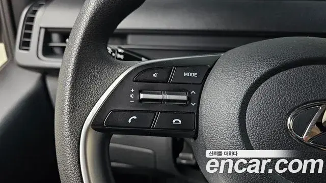 Hyundai Staria 2022 — Şəkil 17/32