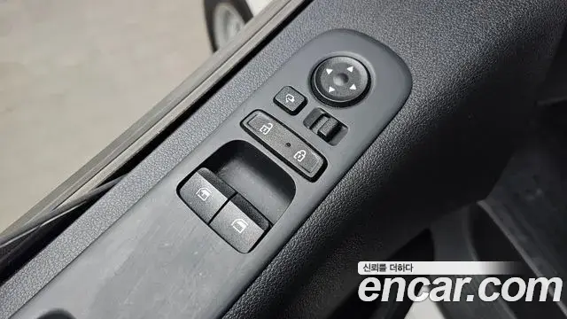 Hyundai Staria 2022 — Şəkil 29/32