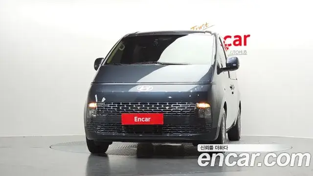 Hyundai Staria 2024 — Photo 19/30