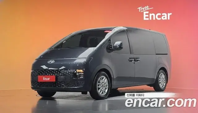 Hyundai Staria 2024 — Photo 13/30